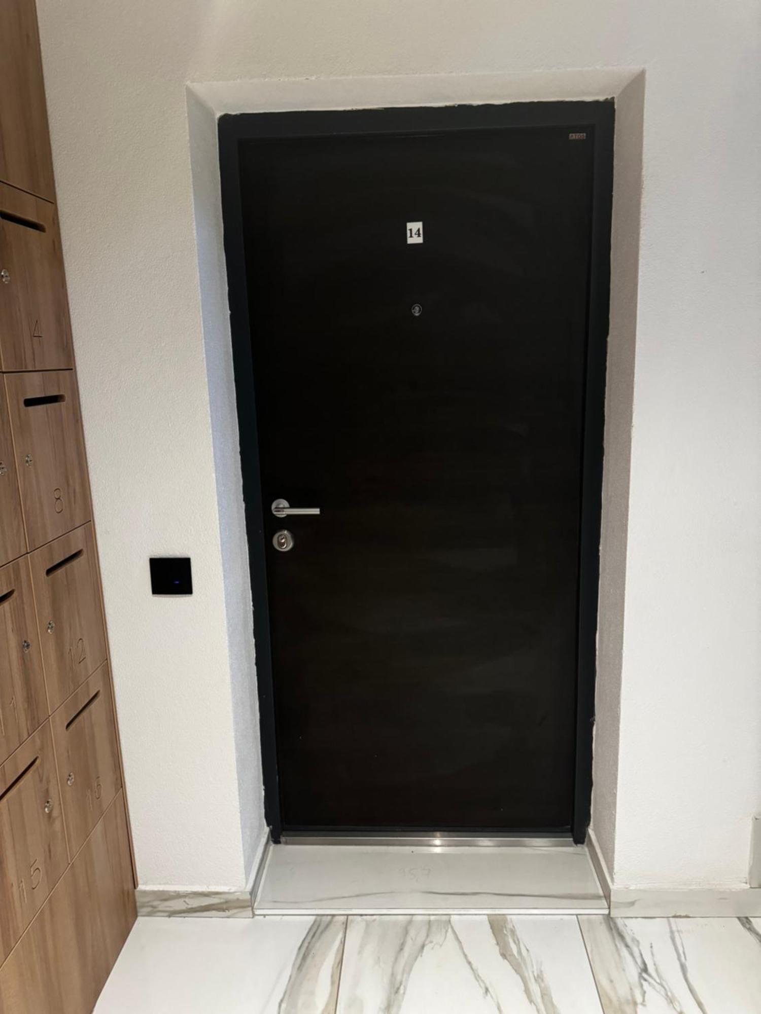 Mar Residence 14 Nis Luaran gambar