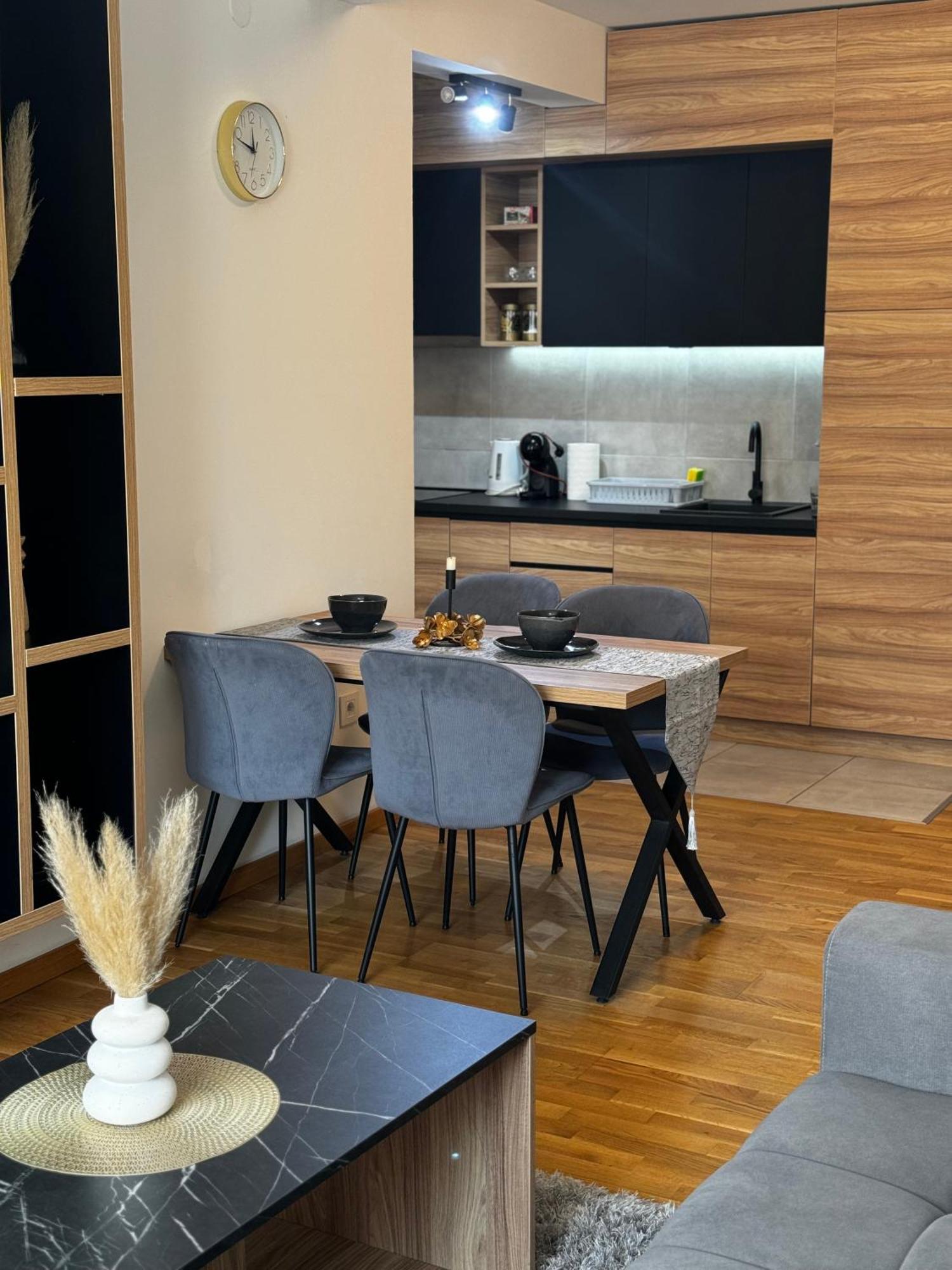 Mar Residence 14 Nis Luaran gambar