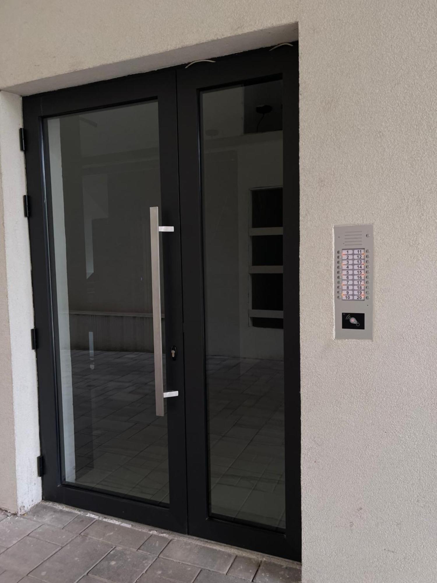 Mar Residence 14 Nis Luaran gambar